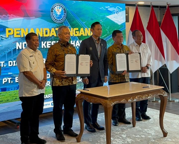 PT Bandarudara Internasional Jawa Barat (Perseroda) dan PT Dirgantara Indonesia resmi Menandatangani Nota Kesepahaman (MoU)